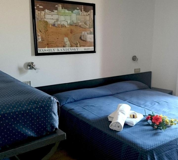 רימיני Hotel Grand Meeting מראה חיצוני תמונה